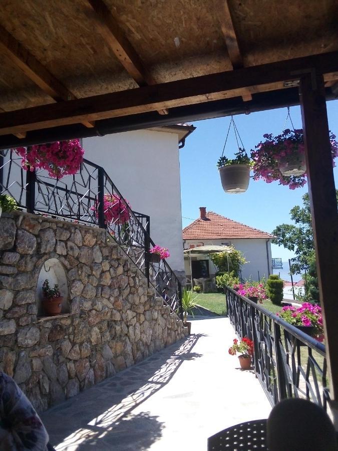 Guest House Stevovski Elshani ภายนอก รูปภาพ
