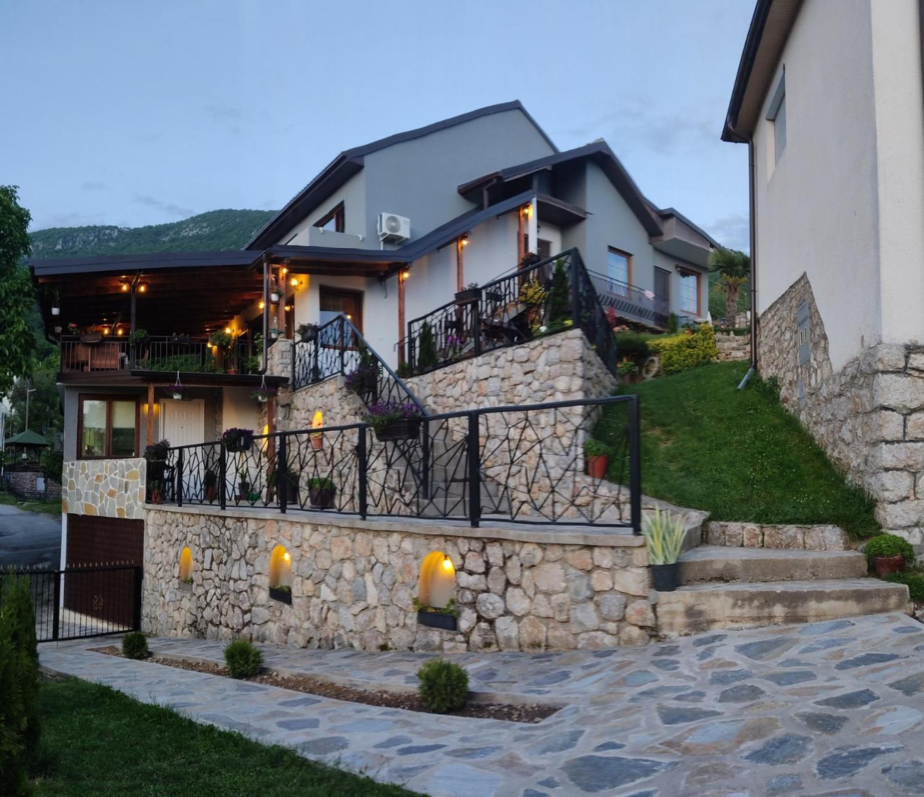 Guest House Stevovski Elshani ภายนอก รูปภาพ