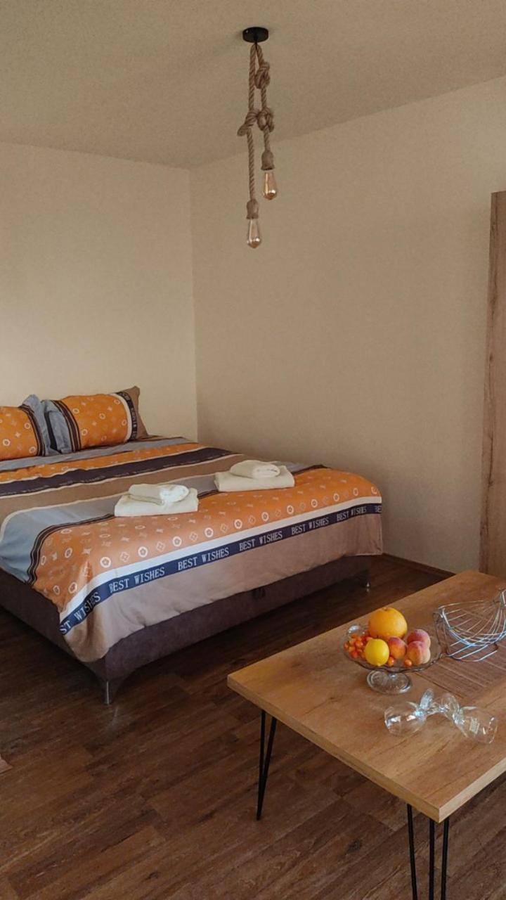 Guest House Stevovski Elshani ภายนอก รูปภาพ