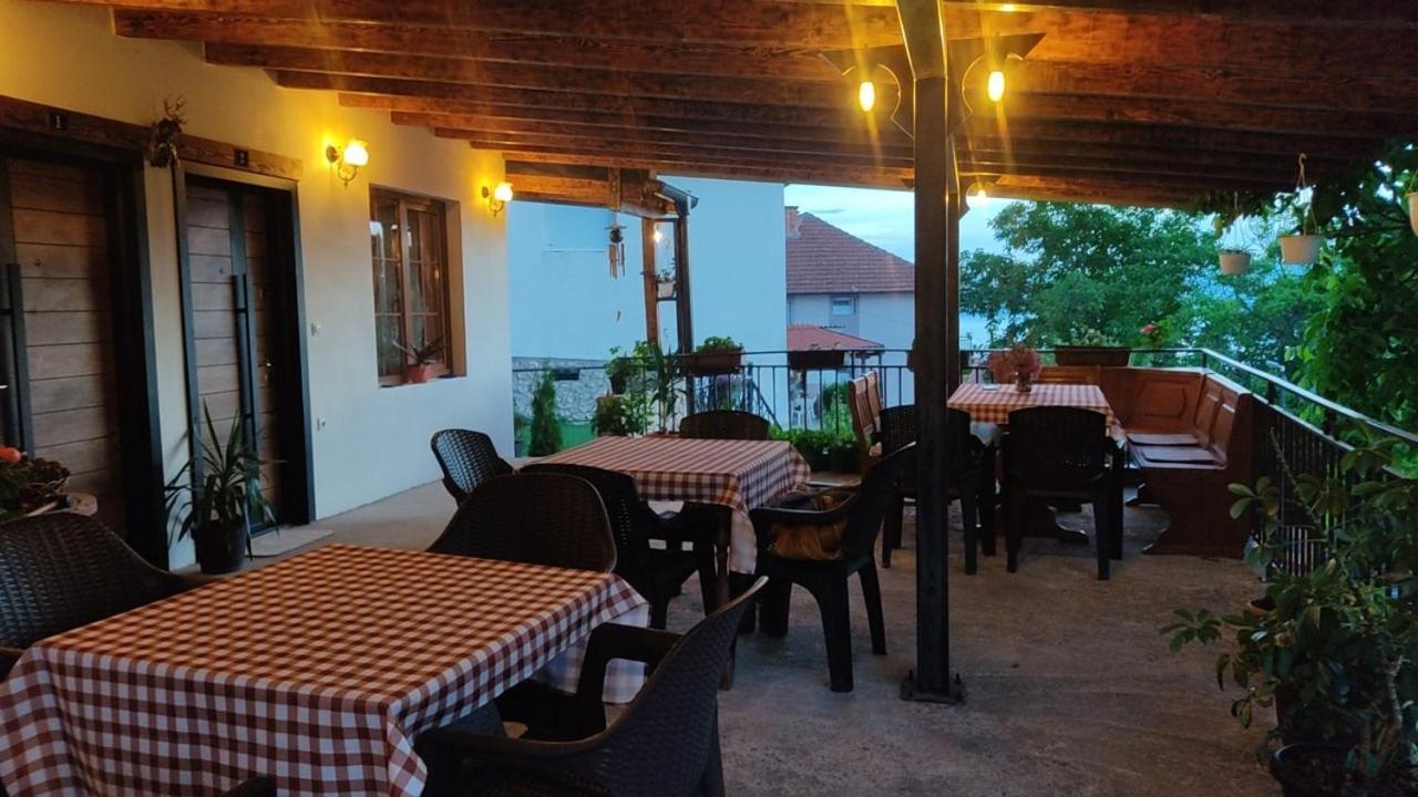 Guest House Stevovski Elshani ภายนอก รูปภาพ