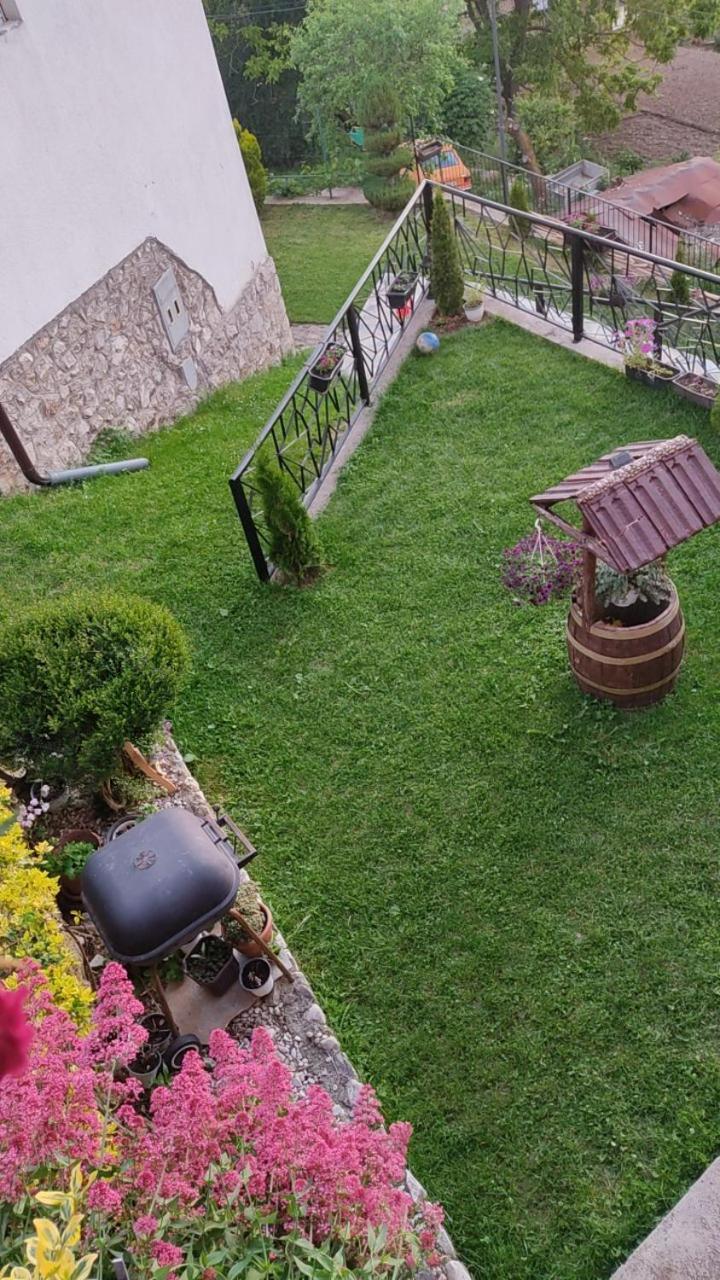 Guest House Stevovski Elshani ภายนอก รูปภาพ